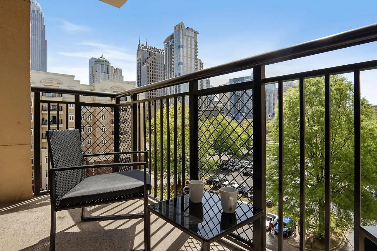 Carolina Cove - Free Parking, Spacious, City Views Charlotte Apartamento