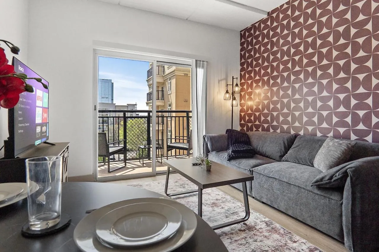 Carolina Cove - Free Parking, Spacious, City Views Charlotte